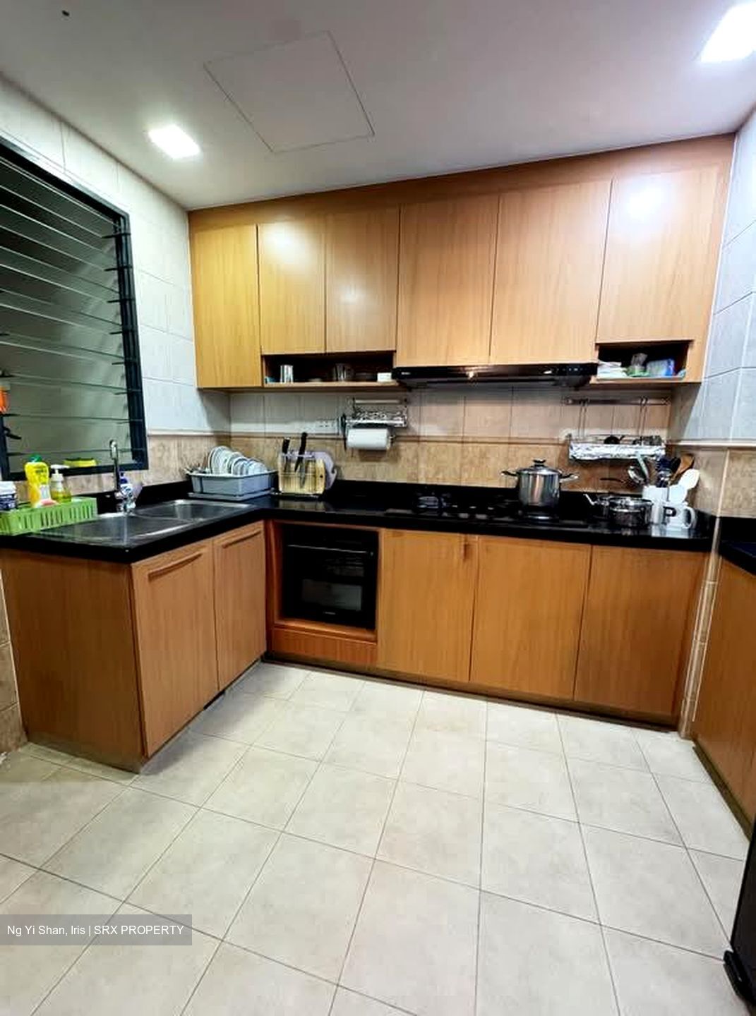 East Meadows (D16), Condominium #568917591